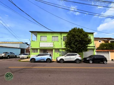 Casa com 3 Quartos para alugar, 100m² no Japiim, Manaus