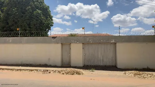 Casa com 5 Quartos para alugar, 1980m² no Jardim Gonzaga, Juazeiro do Norte