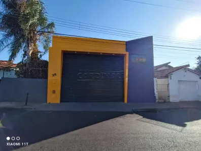 Galpão/Depósito/Armazém à venda, 300m² no Vila Lutfalla, São Carlos