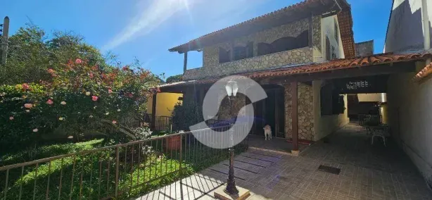 Casa com 4 Quartos à venda, 398m² no Piratininga, Niterói