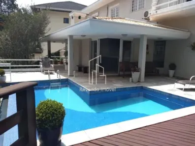 Sobrado com 3 Quartos à venda, 345m² no Granja Viana II, Cotia