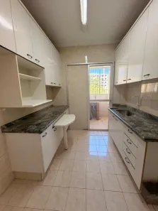 Apartamento com 3 Quartos para alugar, 80m² no Jardim Eldorado, Presidente Prudente