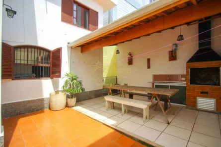 Imóvel Comercial com 3 Quartos à venda, 200m² no Jardim Monte Kemel, São Paulo