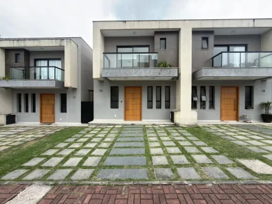 Casa com 3 Quartos para alugar, 110m² no Morada de Laranjeiras, Serra