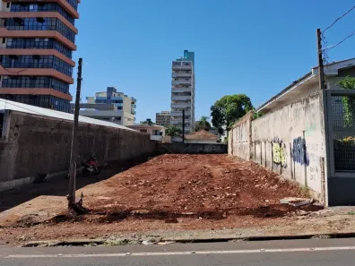 Lote/Terreno à venda, 656m² no Centro, Londrina