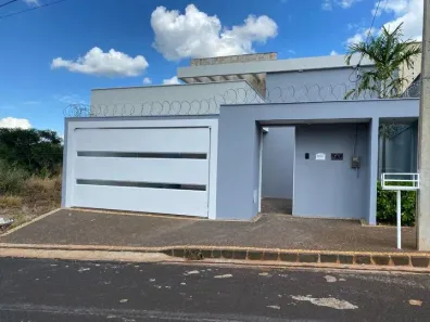 Casa com 3 Quartos para alugar, 250m² no Residencial Beira Rio II, Itumbiara