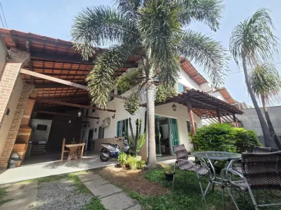 Casa com 4 Quartos à venda, 250m² no Cocal, Vila Velha