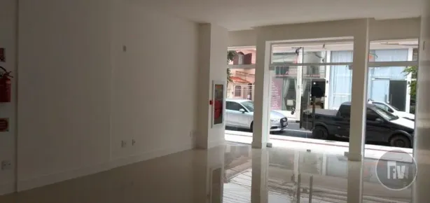 Sala Comercial à venda, 50m² no Centro, Balneário Camboriú