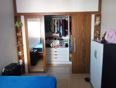 Apartamento com 3 Quartos à venda, 94m² no Martins, Uberlândia