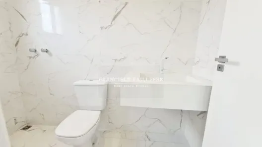 Casa com 3 Quartos à venda, 205m² no Jardim Morumbi, Londrina