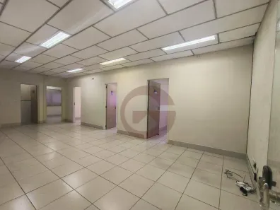 Sala Comercial para alugar, 80m² no Parque Bahia, Cotia