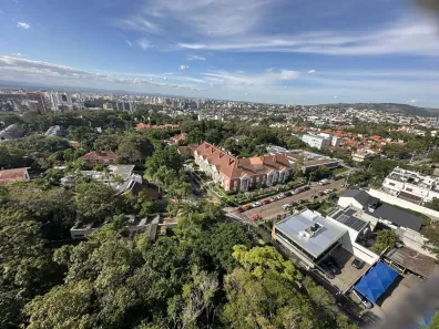 Apartamento com 1 Quarto à venda, 57m² no Três Figueiras, Porto Alegre