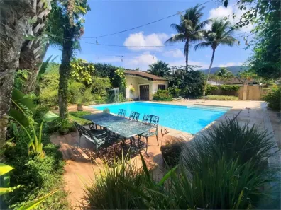Casa de Condomínio com 6 Quartos à venda, 600m² no Jardim Acapulco, Guarujá