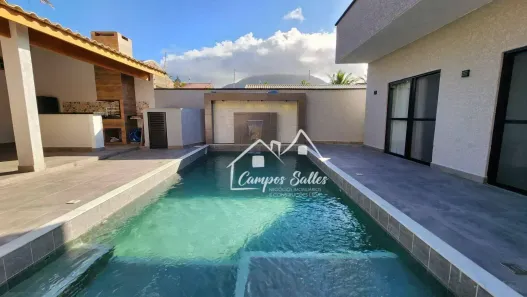 Casa com 4 Quartos à venda, 225m² no Centro, Peruíbe