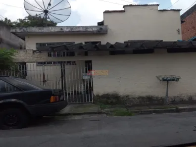 Casa com 2 Quartos à venda, 200m² no Taboão, São Bernardo do Campo