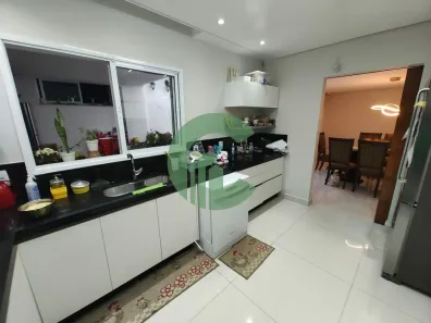 Sobrado com 3 Quartos à venda, 260m² no Paraíso, Santo André