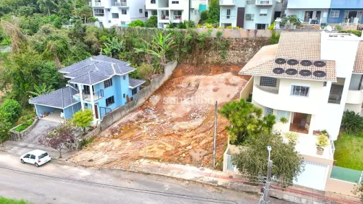 Lote/Terreno à venda, 540m² no Córrego Grande, Florianópolis