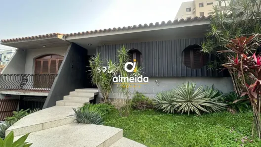 Casa com 3 Quartos à venda, 220m² no Nossa Senhora de Lourdes, Santa Maria