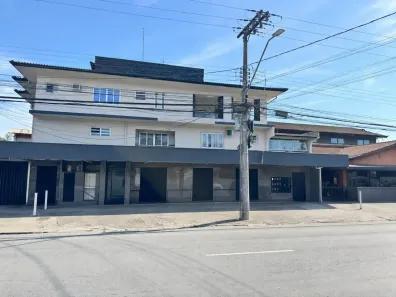 Sala Comercial para alugar, 500m² no Bom Retiro, Joinville