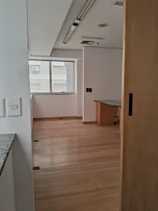 Sala Comercial com 3 Quartos para alugar, 98m² no Consolação, São Paulo