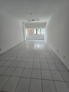 Sala Comercial para alugar, 29m² no Caminho das Árvores, Salvador