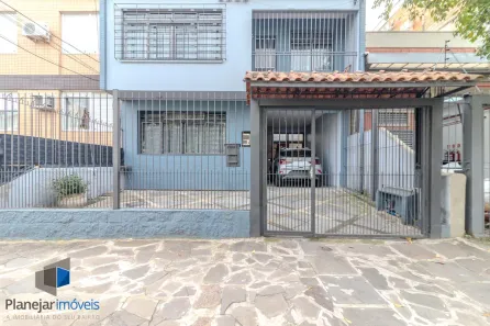 Casa com 6 Quartos à venda, 230m² no Santana, Porto Alegre