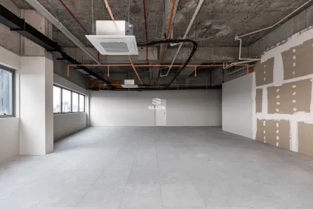 Sala Comercial para alugar, 122m² no Juvevê, Curitiba