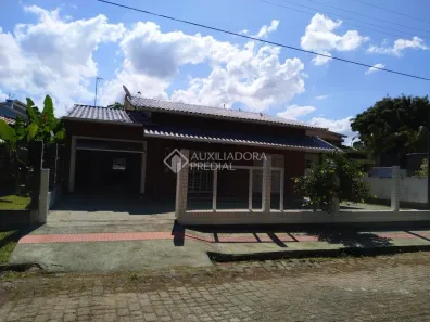 Casa com 3 Quartos à venda, 168m² no Panoramico, Garopaba