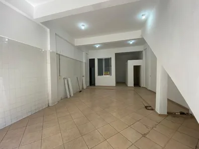 Ponto Comercial para alugar, 90m² no Santo Cristo, Rio de Janeiro