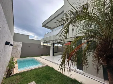 Casa de Condomínio com 3 Quartos à venda, 220m² no Jardins Parma, Senador Canedo