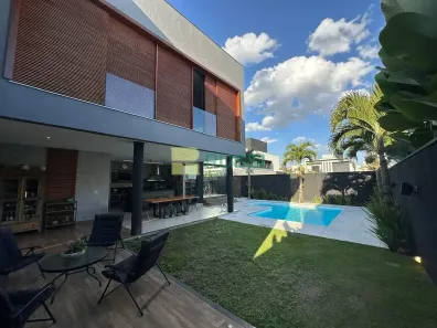 Casa com 4 Quartos à venda, 350m² no Jardim do Golfe, São José dos Campos