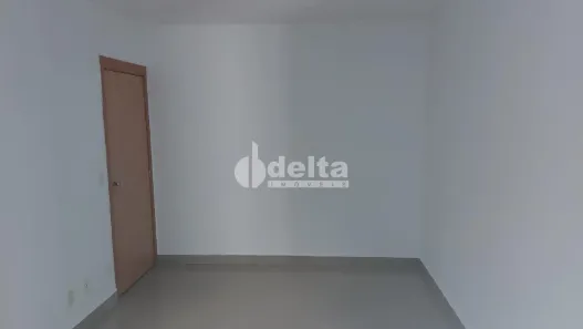 Apartamento com 2 Quartos à venda, 43m² no Chácaras Tubalina e Quartel, Uberlândia