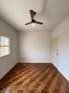Casa com 2 Quartos para alugar, 120m² no Santos Dumont, São José do Rio Preto
