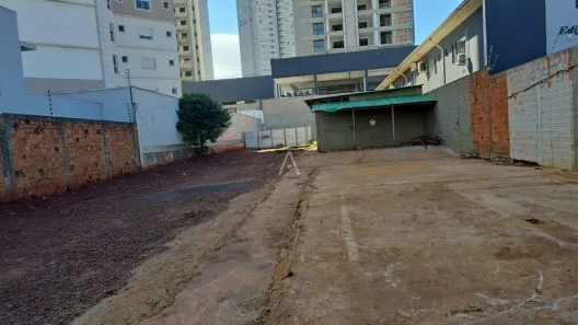 para alugar, 862m² no Centro, Cascavel