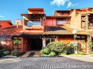 Casa de Condomínio com 3 Quartos à venda, 300m² no Ipanema, Porto Alegre