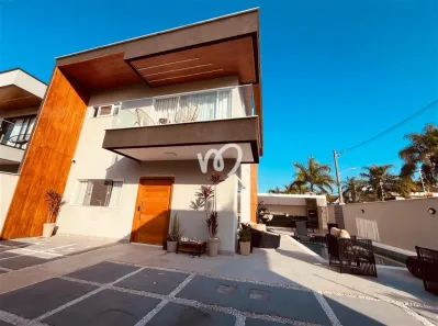 Casa com 3 Quartos à venda, 293m² no Vargem Pequena, Rio de Janeiro