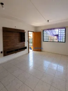 Casa com 3 Quartos para alugar, 180m² no Zona 02, Maringá