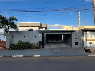 Sobrado com 5 Quartos à venda, 10m² no Colina Verde, Tatuí