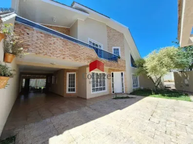 Sobrado com 4 Quartos à venda, 330m² no Aristocrata, São José dos Pinhais