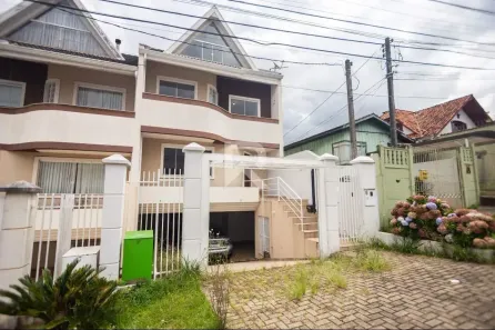 Sobrado com 4 Quartos à venda, 207m² no Bom Retiro, Curitiba