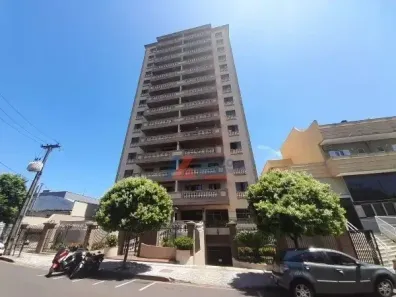 Apartamento com 3 Quartos para alugar, 110m² no Centro, Londrina