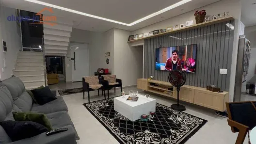Casa de Condomínio com 3 Quartos à venda, 270m² no Jardim Califórnia, Jacareí