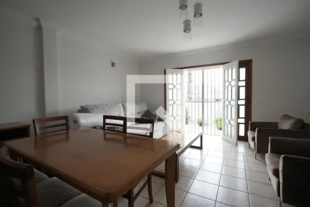 Casa com 4 Quartos à venda, 189m² no Pinheirinho, Santo André