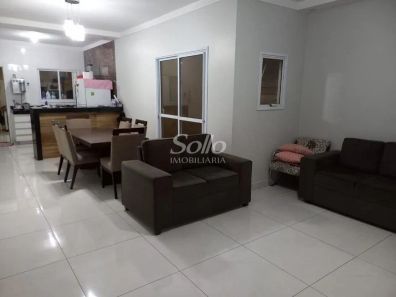 Casa de Condomínio com 3 Quartos à venda, 125m² no Jardim Holanda, Uberlândia