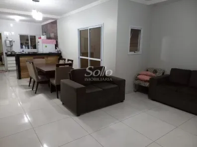 Casa de Condomínio com 3 Quartos à venda, 125m² no Jardim Holanda, Uberlândia