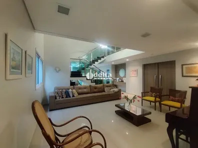 Casa de Condomínio com 4 Quartos à venda, 326m² no Jardim Sul, Uberlândia