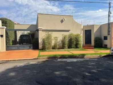 Casa com 3 Quartos à venda, 320m² no Jardim Nova Yorque, Araçatuba