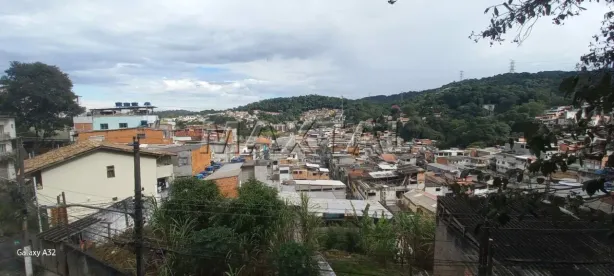 Casa com 1 Quarto para alugar, 28m² no Vila Irmãos Arnoni, São Paulo