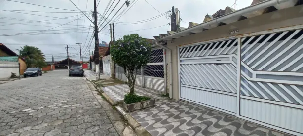 Casa com 2 Quartos à venda, 110m² no Guilhermina, Praia Grande