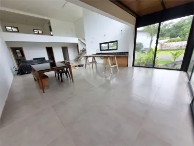 Casa de Condomínio com 4 Quartos à venda, 285m² no Balneário Praia do Pernambuco, Guarujá